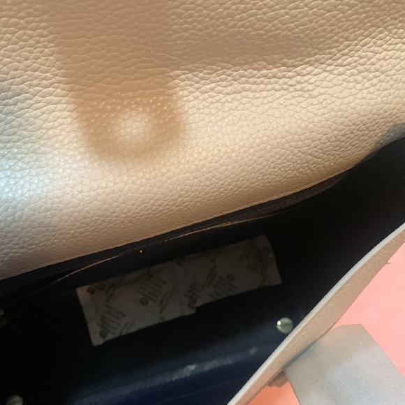 Kate spade medium tote - Picture 3 of 4